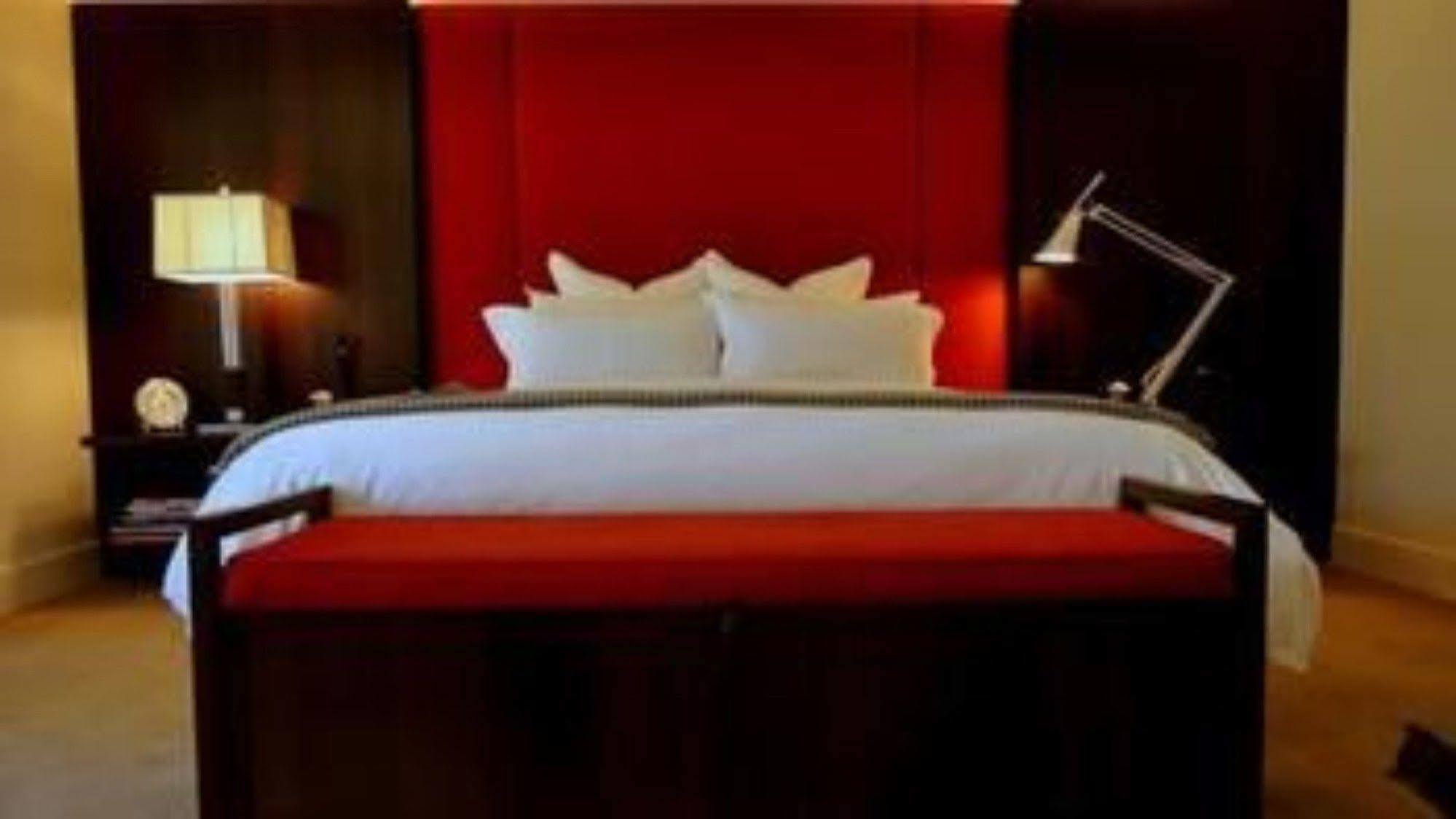 Hotel The Spire 5*